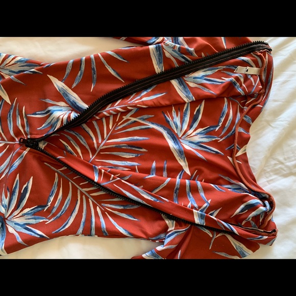 Amuse Society One Piece Long Sleeve - Picture 5 of 6